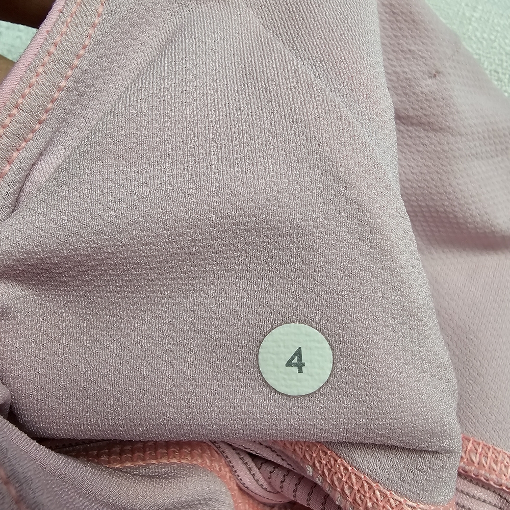 Lululemon Womens Hustleβ and Bustle Tank Top Size 4 - Picture 4 of 16